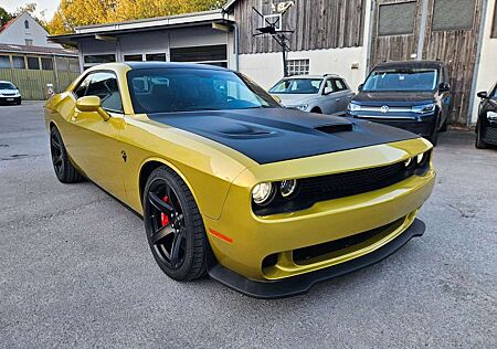 Dodge Challenger SRT Hellcat Redeye Gold Rush Edition