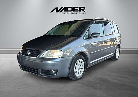 VW Touran Volkswagen Highline 2.0 TDI Metallic/7Sitzer/Tempomat