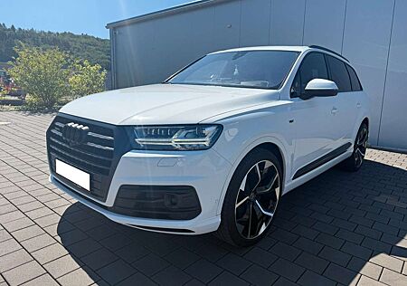 Audi Q7 3.0 TDI quatro S-LINE/NAVI/LEDER/LED/PANO/ACC