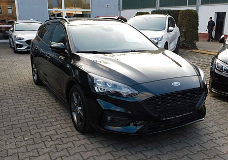 Ford Focus Turnier ST-Line X