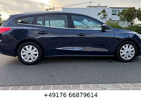 Ford Focus Turnier Cool & Connect