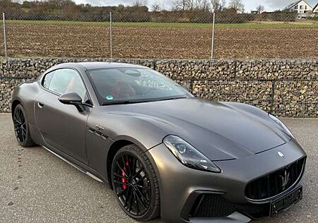 Maserati GranTurismo Trofeo MY2024/Carbon/Sonus/LP244€
