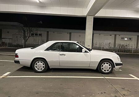 Mercedes-Benz CE 300 H-Kennzeichen Sportline Wertgutachten