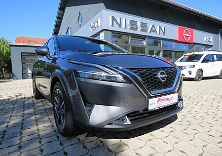 Nissan Qashqai Tekna 1,3 DIG-T 158PS Xtronic 4x4 mit AHK