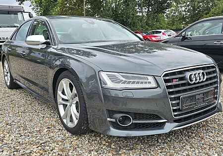 Audi S8 4.0 TFSI quattro