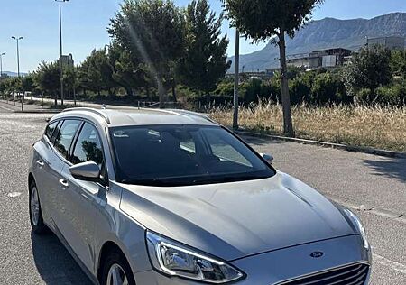 Ford Focus Turnier 1.5 EcoBlue Start-Stopp-System Aut. COOL&C