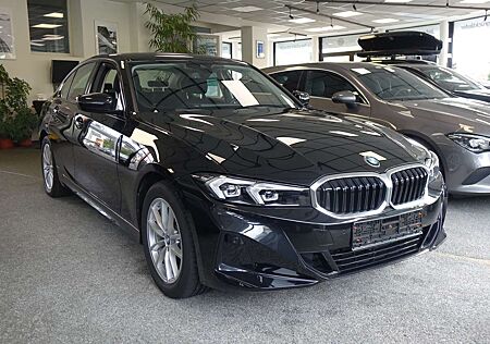 BMW 320 xDrive Aut. Limousine +Driving Assist+LiveCockpit+