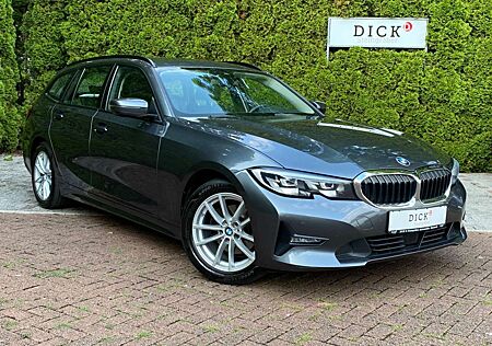 BMW 320 d Sport Line LED+LEDER+NAV+ACC+HUD+AHK+SHZ+M