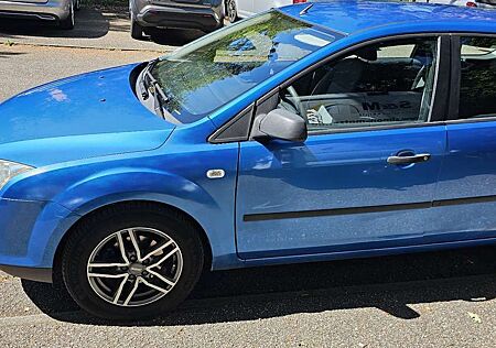 Ford Focus Turnier 1.6 16V Trend