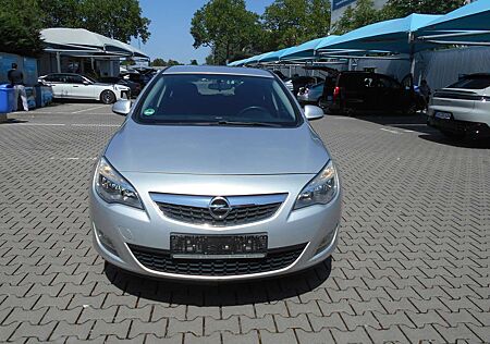 Opel Astra Selection/EURO 5