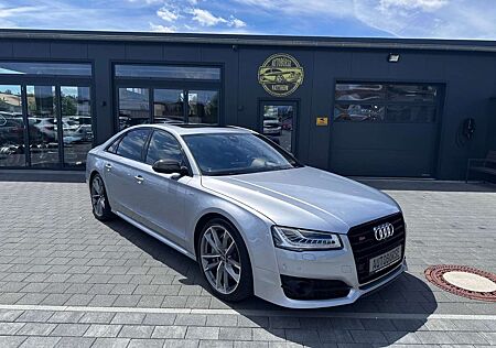 Audi S8 4.0 TFSI quattro plus*Carbon*Keramik*B&O*