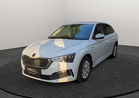 Skoda Scala 1.5TSI Drive LED Navi SHZ Rear View ACC PDC Lenkra