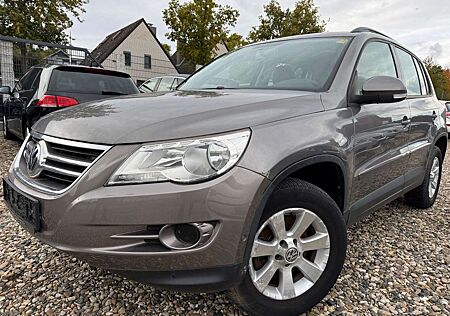 VW Tiguan Volkswagen 2,0TSI Track & Field 4Motion,Automatik