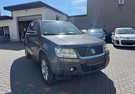 Suzuki Grand Vitara 2.4 AUTOMATIK KLIMA ALLRAD NAVI