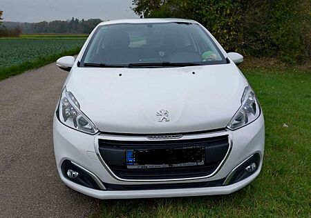 Peugeot 208 PureTech 82 Active Klima,Sitzheizung,Tempomat