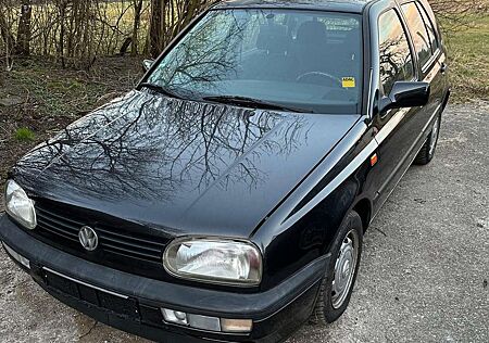 VW Golf Volkswagen Automatik Savoy