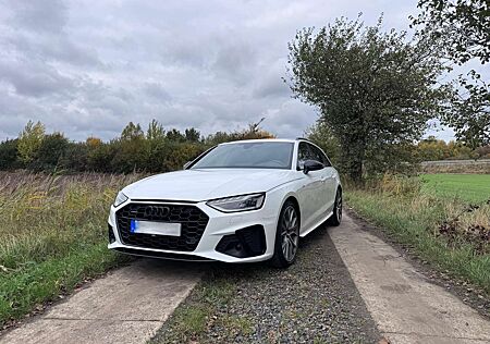 Audi A4 Avant 45 TFSI quattro S tronic S line