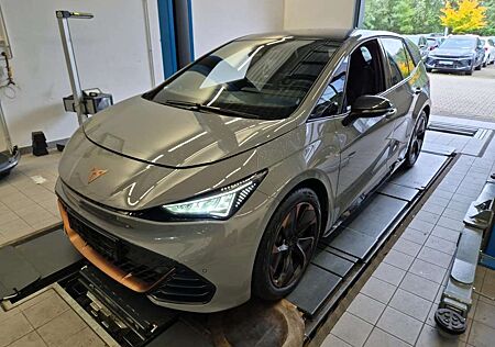 Cupra Born 150KW BLACK ACC/PANO/WÄRMEPUMPE/LED/KAMERA