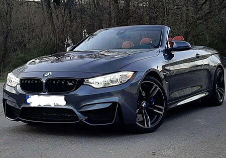 BMW M4 Cabrio DKG