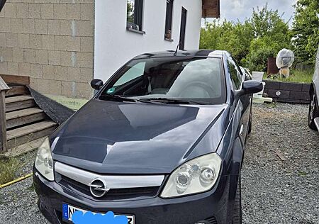 Opel Tigra Twin Top 1.4 Easytronic Design Edition