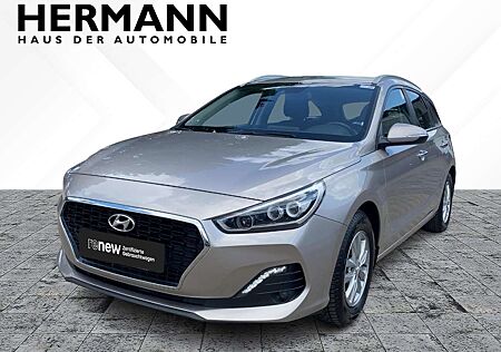 Hyundai i30 cw 1.4 T-GDI Passion + CAM*LED*NAVI*SHZ*PDC