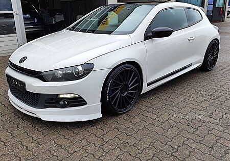 VW Scirocco Volkswagen 2.0 TSI 155 kW Team