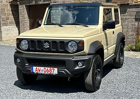 Suzuki Jimny Comfort AllGrip NFZ 1Hand LED wie NEU