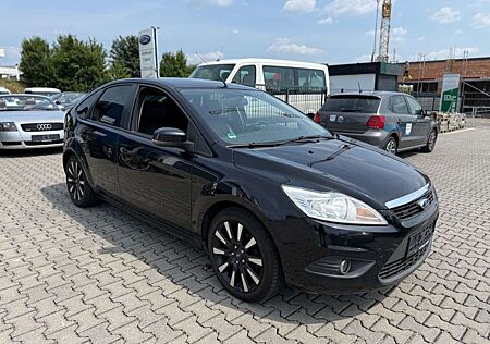 Ford Focus Lim. Black Magic