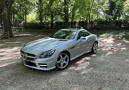 Mercedes-Benz SLK 350 (BlueEFFICIENCY) 7G-TRONIC