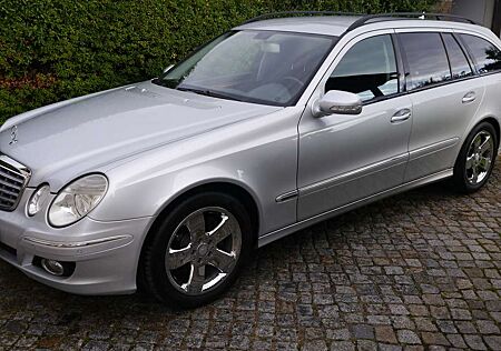 Mercedes-Benz E 200 T Kompressor Automatik Elegance
