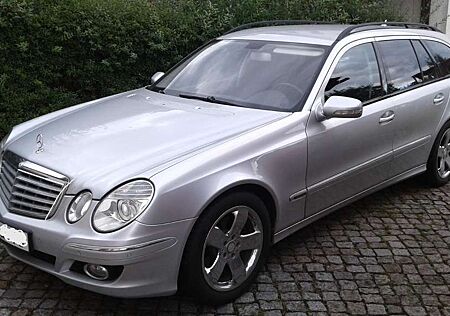 Mercedes-Benz E 200 T Kompressor Automatik Elegance