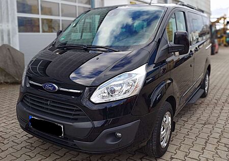 Ford Tourneo Custom 300 L1H1 VA Titanium