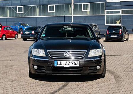 VW Phaeton Volkswagen V6 3,0 TDI 4Motion (5 Sitze)