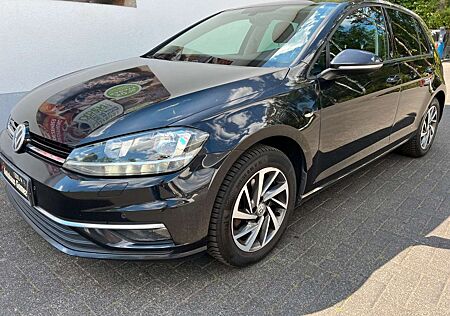 VW Golf Volkswagen VII Lim. Sound Autom. Navi ACC PDC SHZ