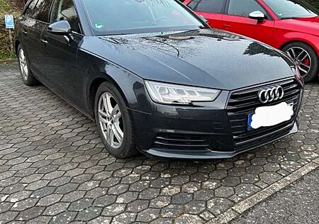 Audi A4 Avant 2.0 TDI S tronic sport