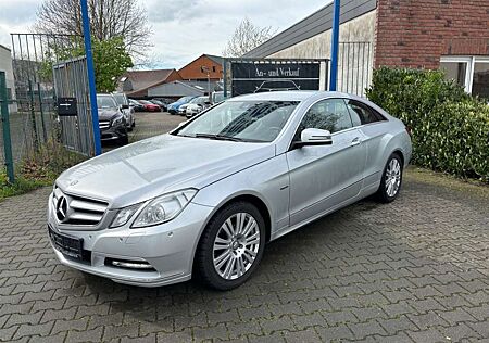 Mercedes-Benz E 220 CDI Coupe AUTOMATIK NAVI SHZ TEMP PDC