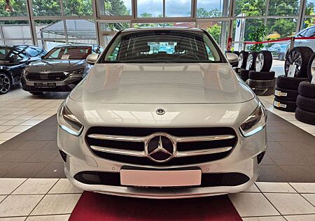 Mercedes-Benz B 250 B -Klasse e Style Navi Kamera DAB