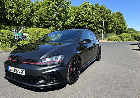 VW Golf GTI Volkswagen BlueMotion Technology Clubsport