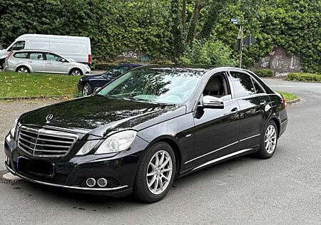 Mercedes-Benz E 350 CDI DPF 4Matic BlueEFFICIENCY 7G-TRONIC Elegance