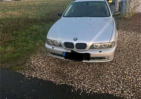 BMW 525i 525 +touring+Edition+Sport