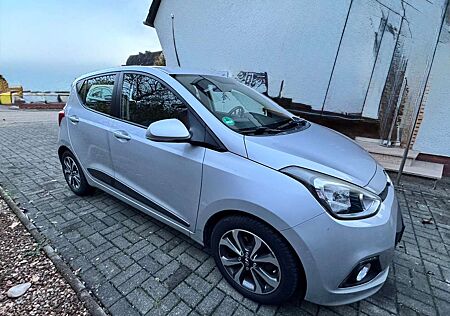 Hyundai i10 1.0 Intro Edition