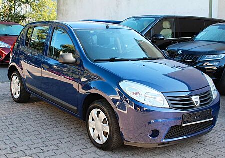 Dacia Sandero Basis WENIG KILOMETER, 1.HAND