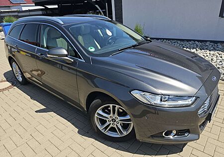 Ford Mondeo Turnier 2.0 Titanium