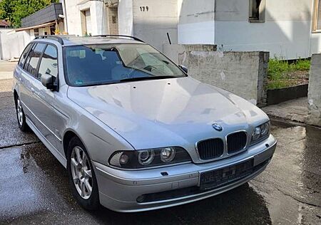 BMW 520i 520 touring Edition