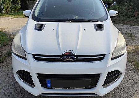 Ford Kuga 1.6 EcoBoost 2x4 Titanium