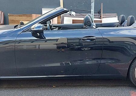 Mercedes-Benz E 400 d 4Matic Cabrio 9G-TRONIC Avantgarde/Black Edition