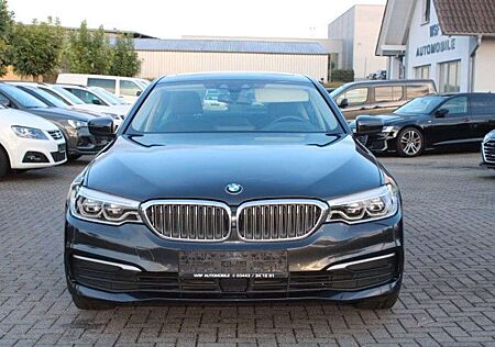 BMW 530 d xDrive.Lim Navi Leder LED,AHK,Schiebedach