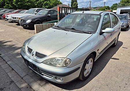Renault Megane 1.6 RXE Automatik Tüv Neu