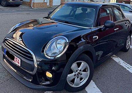 Mini ONE ,PDC,SHZ,1 Jahr Garantie,5TÜRIG