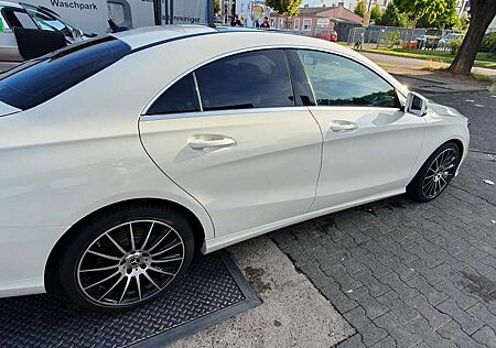 Mercedes-Benz CLA 200 Urban